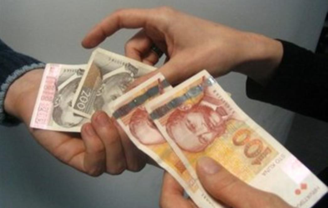 Šibenik: Službenica Pošte prevarila staricu za 2.000 kuna