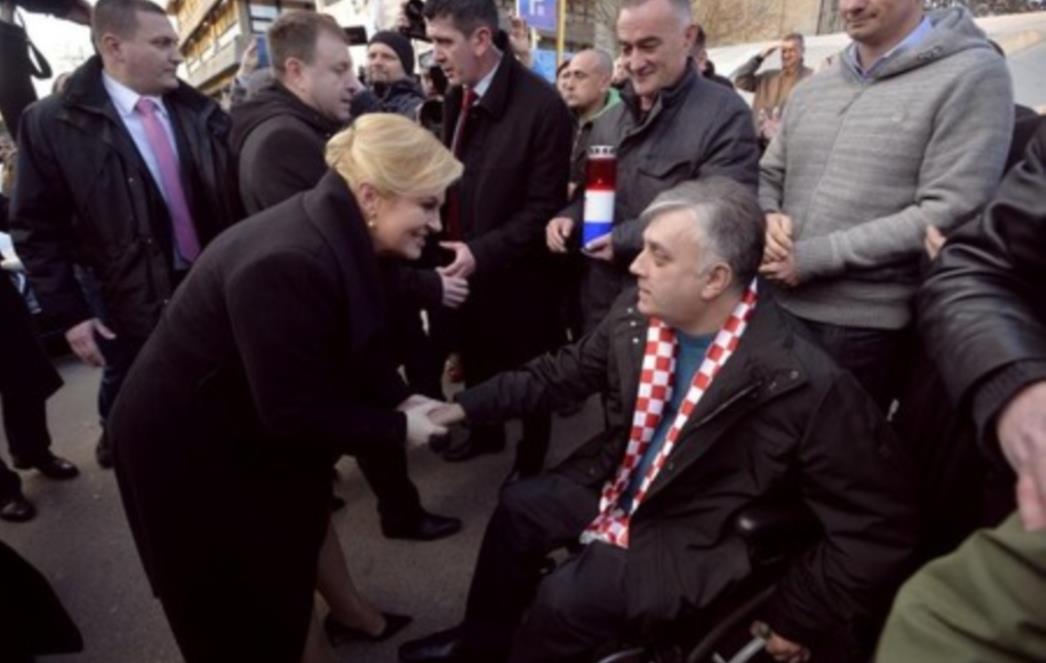 Dan za pamćenje: Otišla bista zločinca, fra Zovko raskužio Pantovčak, KGK postrojila vojsku i otišla u Savsku pozdravit invalide