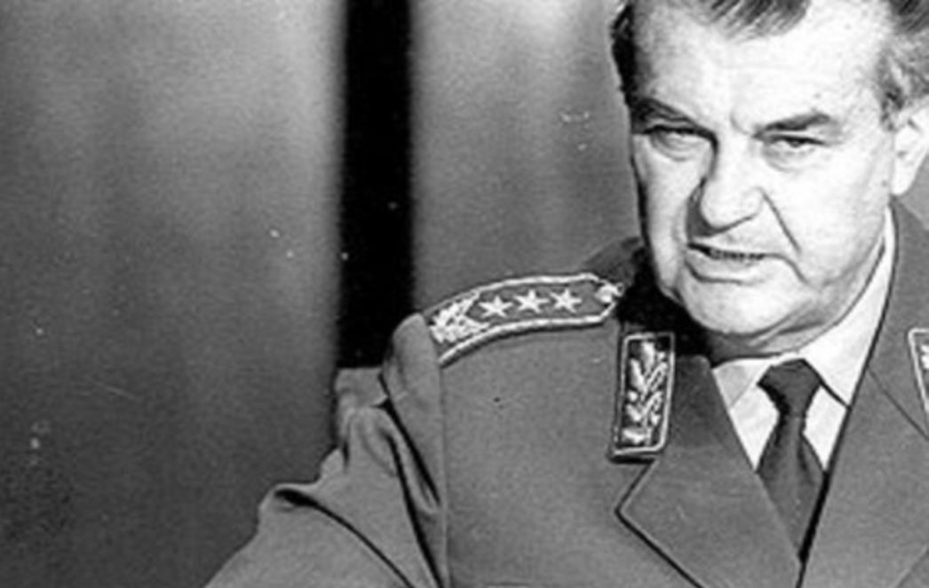 PREMINUO ZLOTVOR: Umro bivši general JNA i ratni zločinac Veljko Kadijević