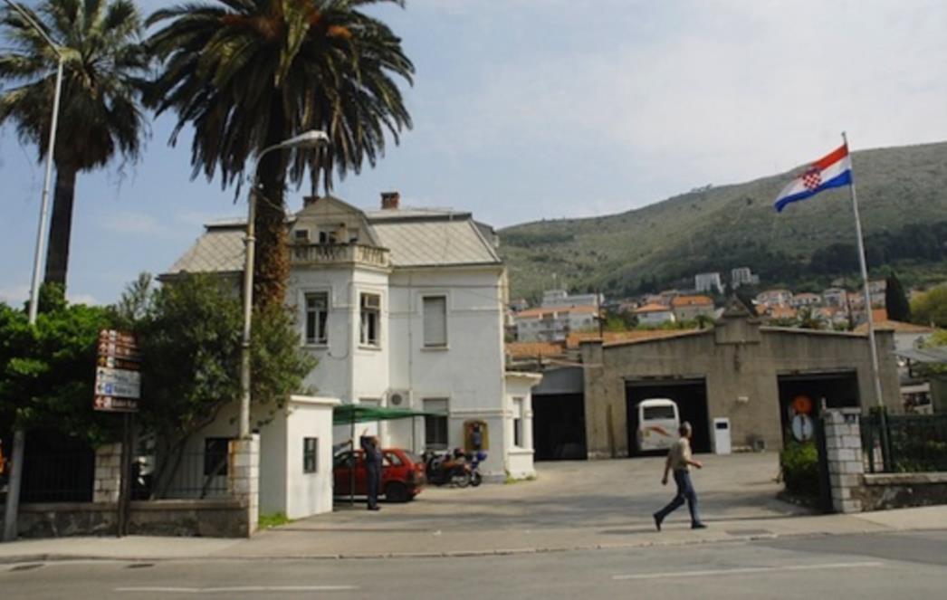 Nitko nije htio strojeve i kamione, Remiza odvjetniku Mihočeviću?