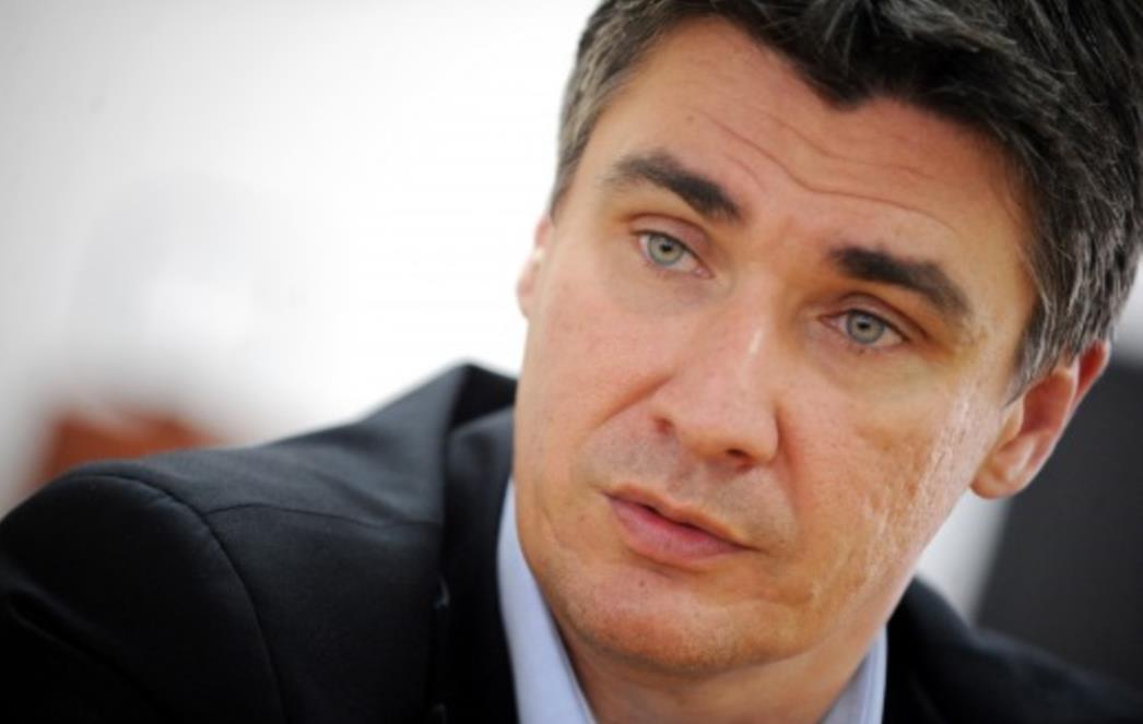 VIC DANA: Premijer Milanović 