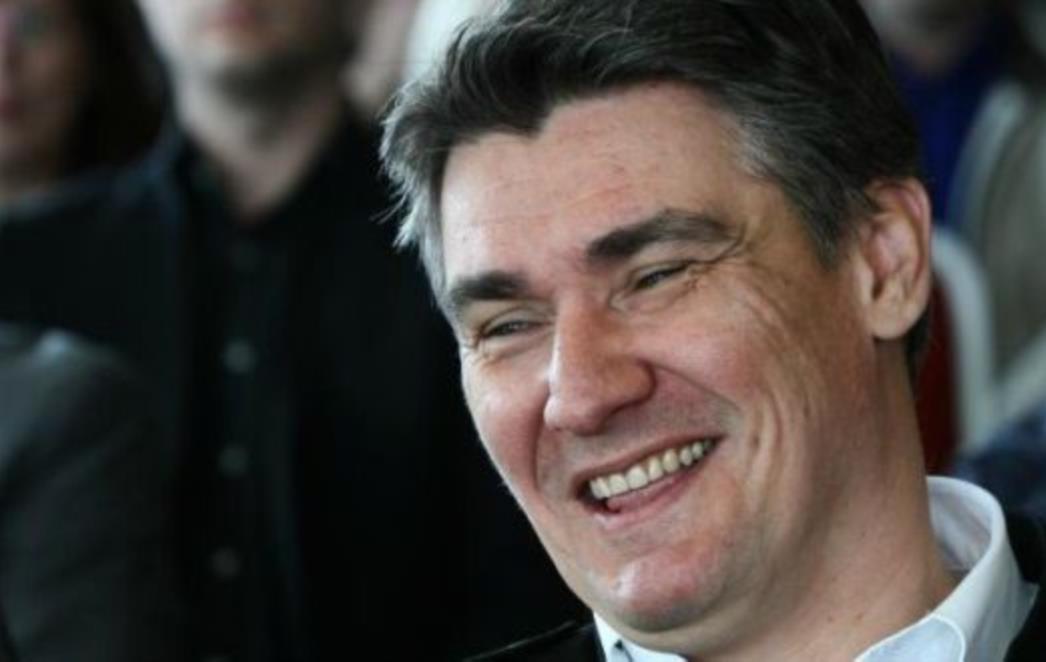 Tko je glup, glup je i na engleskom: Svi se slažu Milanovićev nastup bio je prostački i primtivan