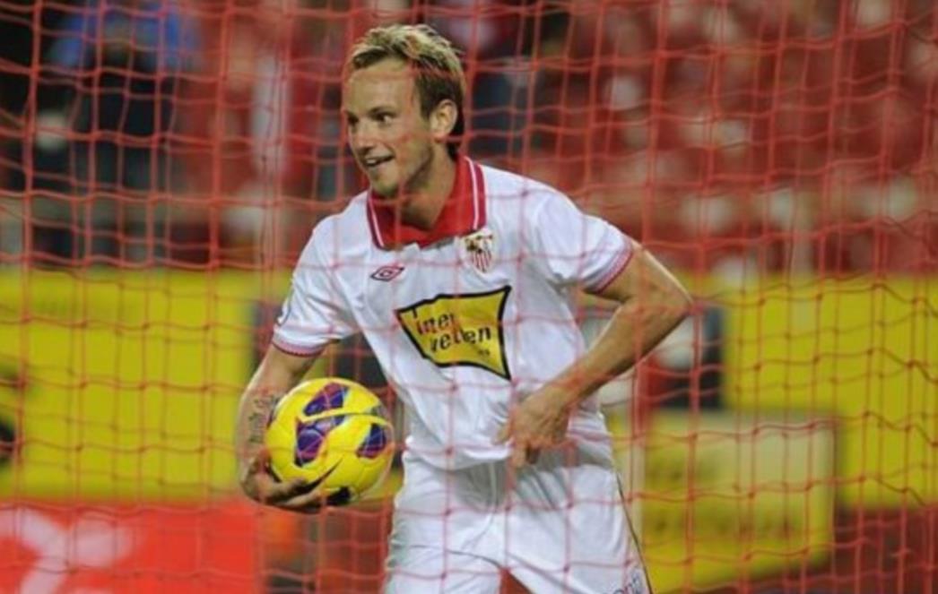 Rakitić jednom nogom u Barceloni?
