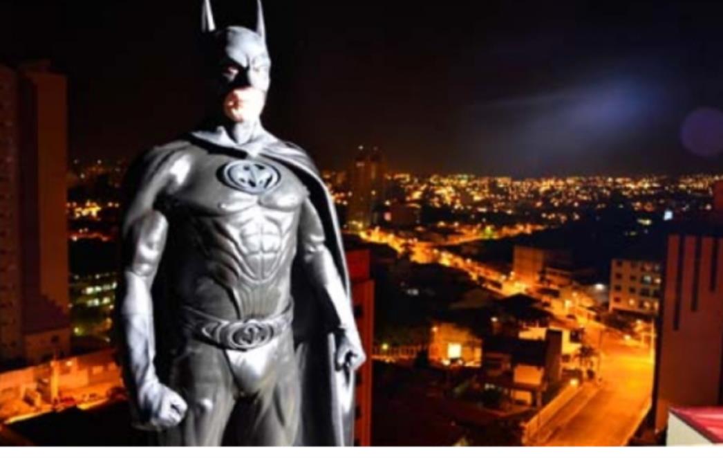 Potvrđene sumnje: Batman je homoseksualac