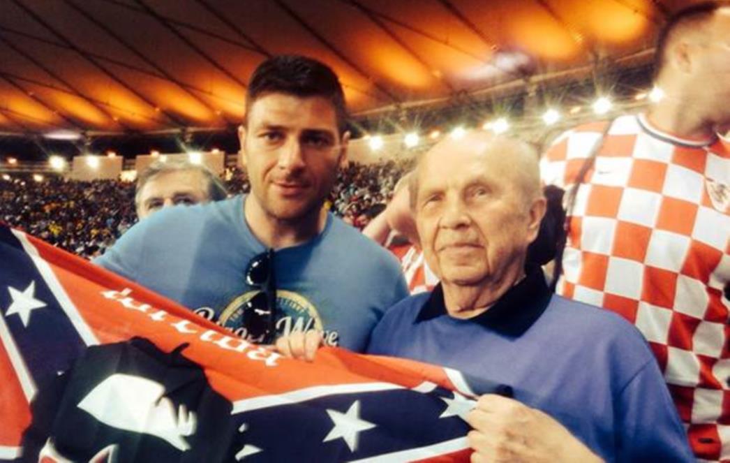 NEOČEKIVAN UDARAC: Dinamov predsjednik Mirko Barišić s Torcidinom zastavom i porukom 'HNS mafijo' 