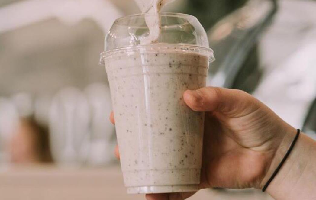 'BILA JE OPSJEDNUTA KILAŽOM' Mlada majka umrla zbog prekomjerne konzumacije proteinskih shakeova