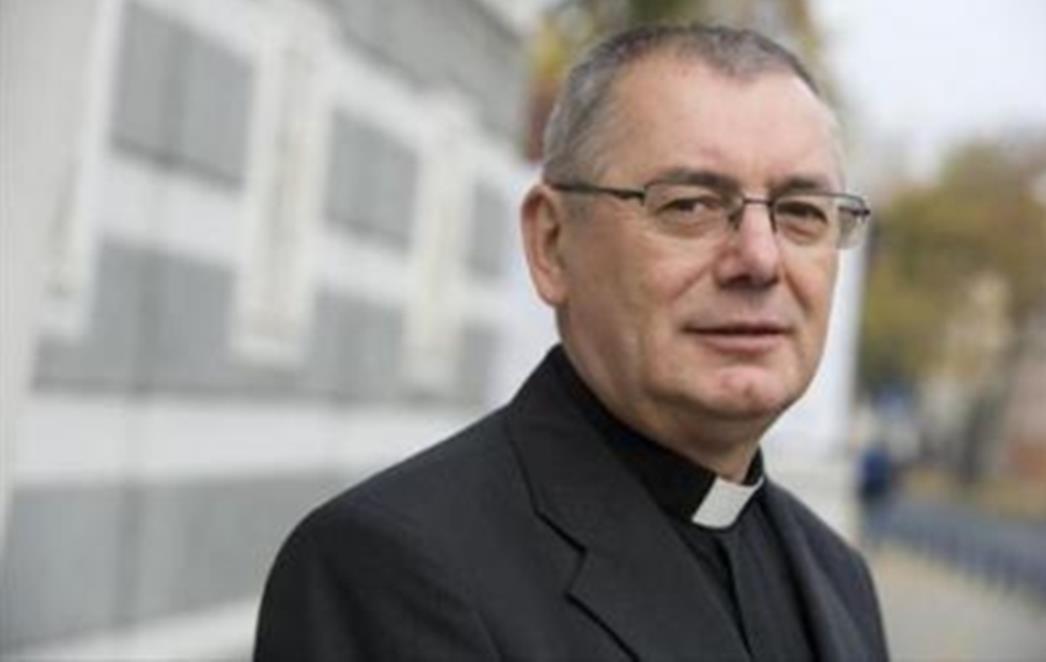 Mons. Ivan Miklenić: Bankare su zaboljele riječi kardinala jer se brinu za svoje povlastice