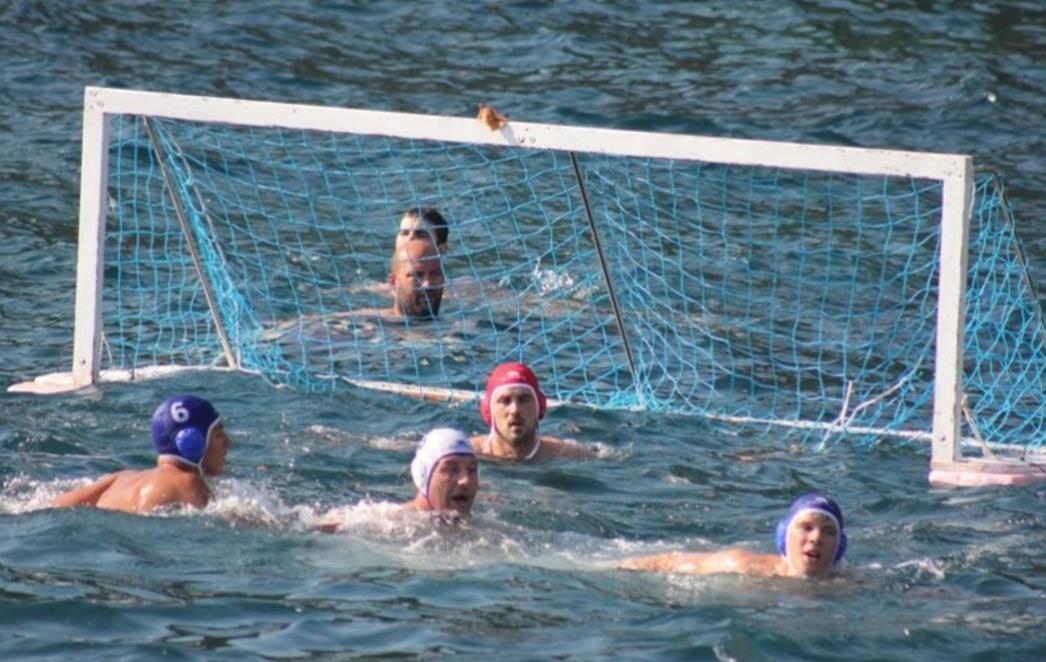 DIVLJA LIGA: Evo kakva je atmosfera bila na Dančama (FOTO)