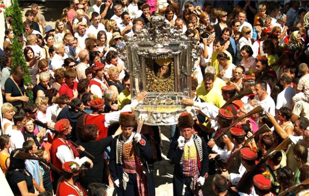 Tradicionalna proslava Velike Gospe sutra diljem hrvatskih marijanskih svetišta