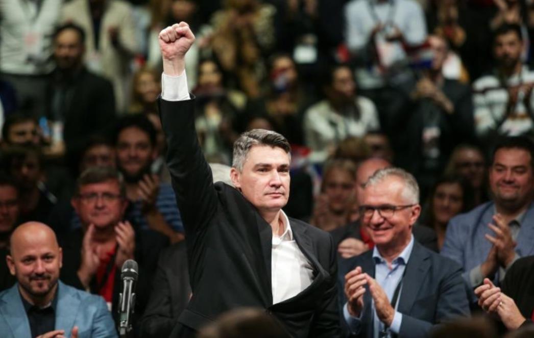 HRVATSKA RASTE - U DUGOVIMA: Za bijedne  prosvjetare novca nema, ali za izborne plakate SDP ima