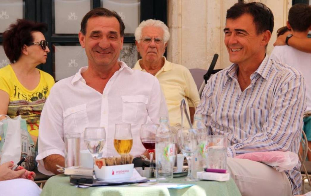 SAMO JOŠ FALI ŠTAFETA I 'LJUBIČICA BIJELA': I bal vampira može početi