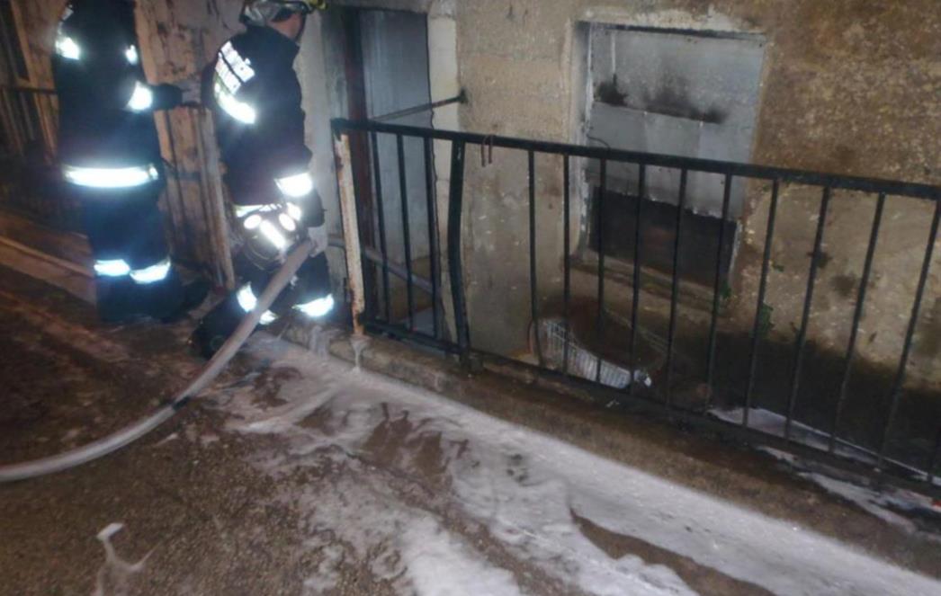 POŽAR U DUBROVNIKU: Zapalila se kuća u ulici Frana Supila  /FOTO/