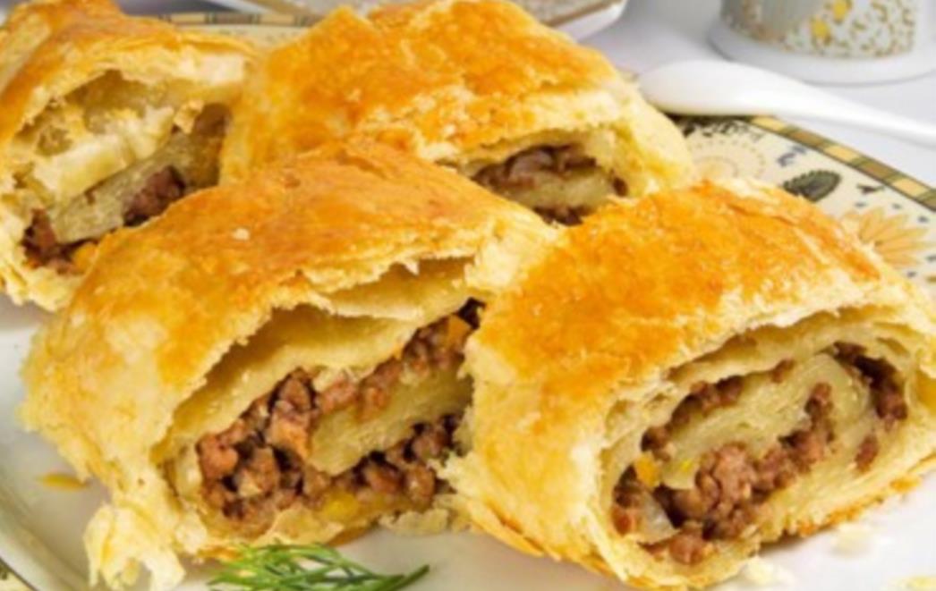 RECEPT DANA: Bogata rolada