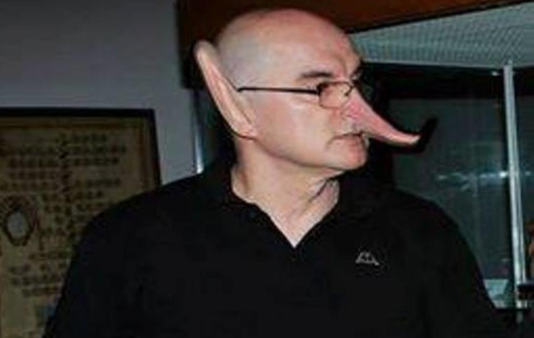 Zoran Erceg doista vjeruje u ono što govori: Ne mora nešto biti istina, da bi bilo istina, važno je vjerovati... 