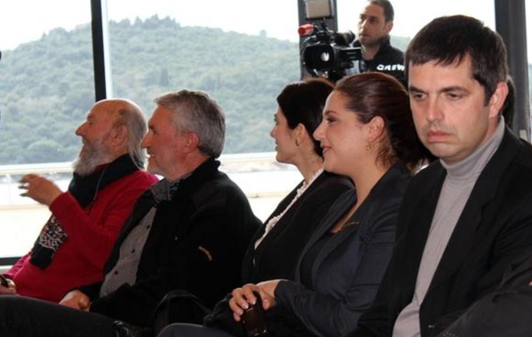 RAZOTKRIVANJE 'POSLOVA' OKO DUBROVAČKE JAVNE GARAŽE: Pročitajte što Vićan poručuje bivšem prijatelju Vlahušiću