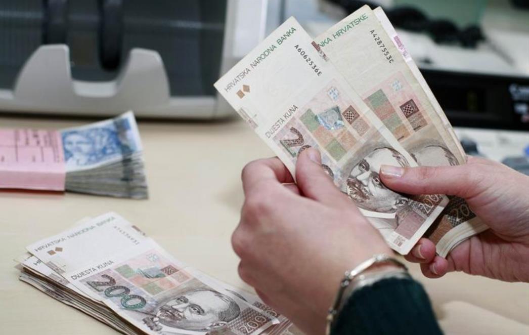   Građani prebacuju štednju iz eura u kune