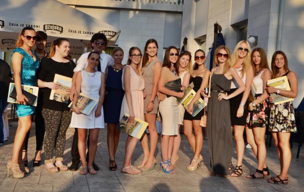 DAN ZA PAMĆENJE: Dodijeljene diplome maturantima Gimnazije Dubrovnik! /FOTOGALERIJA/
