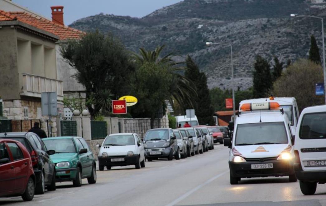 BURNA VEČER U DUBROVNIKU: Policija uhvatila 43-godišnjaka s kokainom na Vojnoviću!