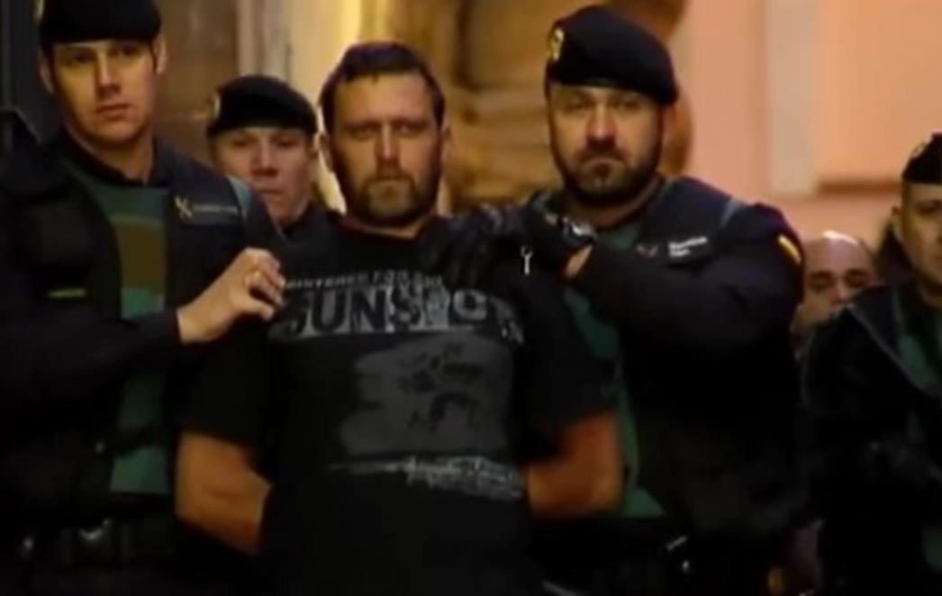 ZLOGLASNI UBOJICA IGOR SRBIN Sijao strah po Europi, a sad mu u zatvor dolaze obožavateljice