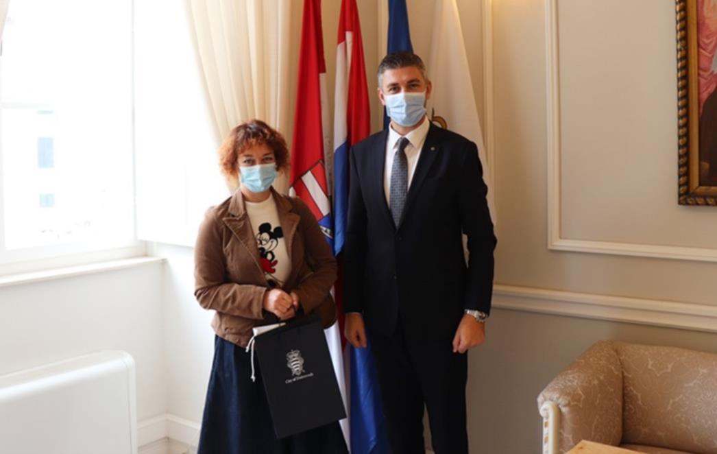Najbolja turistička vodičica godine Lidija Begić na prijemu kod gradonačelnika Frankovića