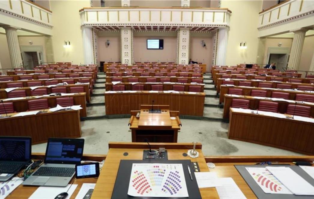 RASPUŠTENI SABOR ZAPOŠLJAVA! Traže hrpu službenika na neodređeno vrijeme i tvrde da popunjavaju praznine