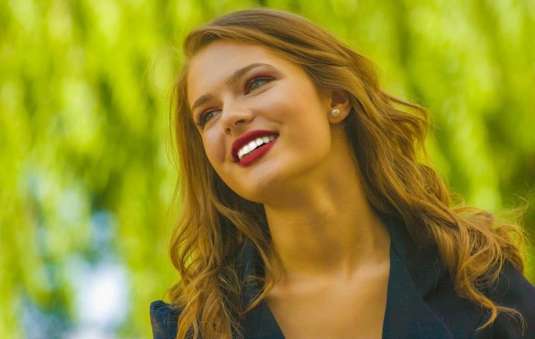 Osam  tajni žena koje su uvijek dobro raspoložene