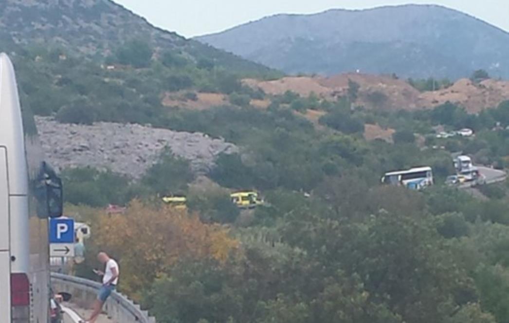 TEŠKA PROMETNA NESREĆA KOD BANIĆA: U sudaru osobnih automobila ozlijeđeno pet osoba!