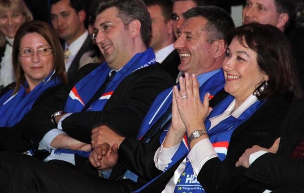 VRH HDZ-a U DUBROVNIKU: Pobjedimo u nedjelju i pokažimo kako pripadamo Europi (FOTOGALERIJA)