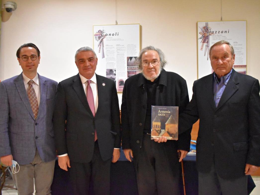 Predstavljena knjiga “Armenia sacra: hodočašće sakralnoj arhitekturi