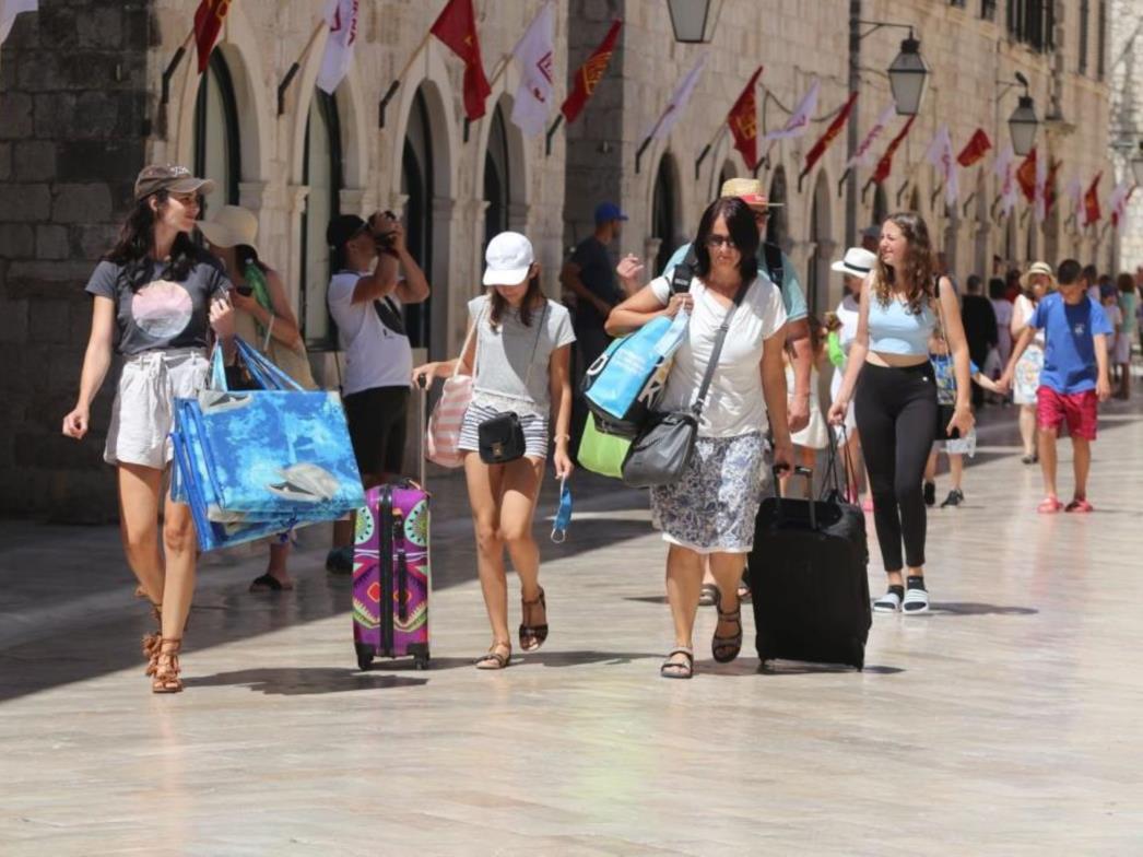 ZABORAVITE CIJEPLJENJE I COVID: Najveća opasnost za ovu turističku sezonu