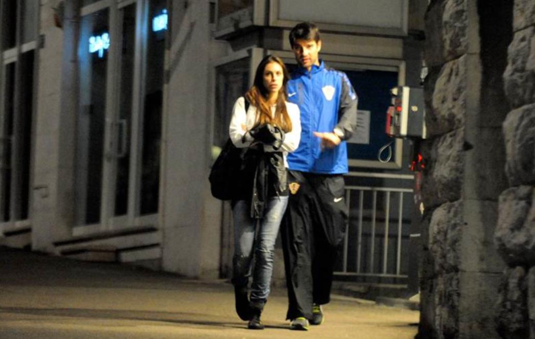 UHVAĆENI Vedran Ćorluka i Vedrana Linardić u romantičnoj šetnji (FOTO)