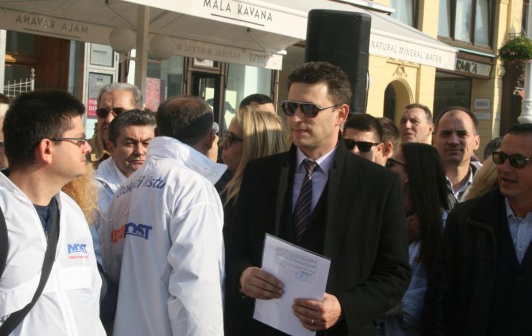 Može li Most 'u grlu' ugušiti  Hrvatsku?