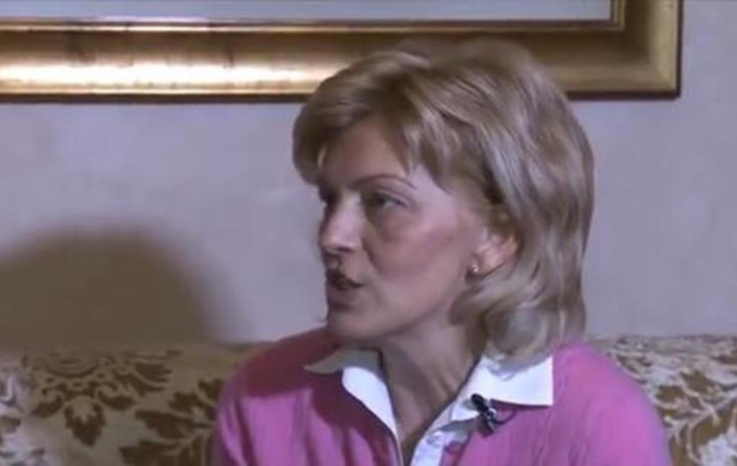 MJEŠTANI TVRDE Vidjelica Mirjana Dragičević-Soldo betonira plažu na svojoj parceli na Hvaru