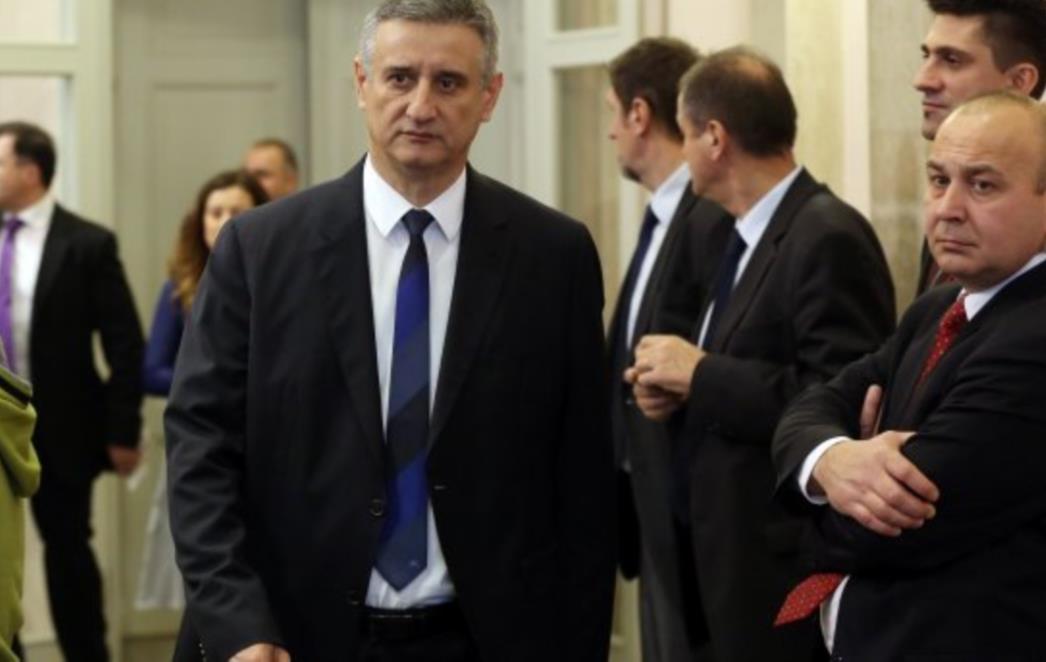 KARAMARKO ONIMA KOJI KRITIZIRAJU REINERA: I ministar Ranko Ostojić istu rutu je prošao pod osiguranjem, ali to nije registrirano