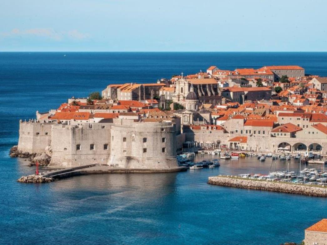 Besplatno tematsko razgledavanje Grada u okviru obilježavanja “ 750 godina Statuta grada Dubrovnika “