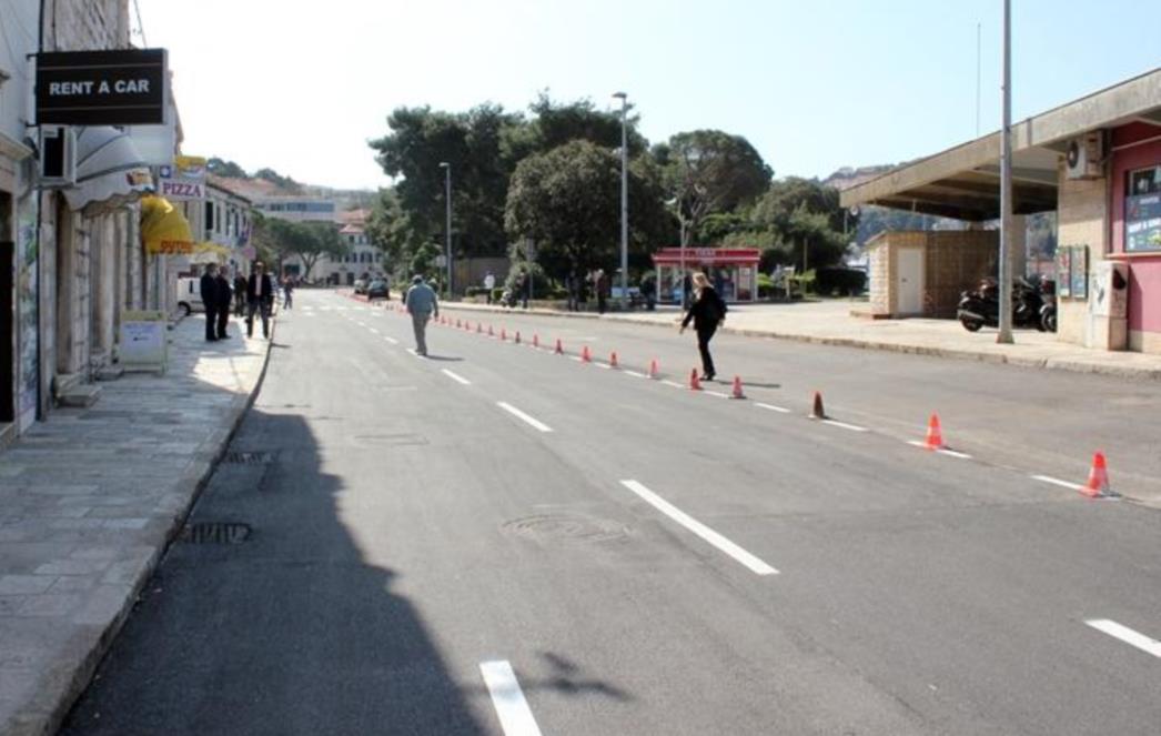 Večeras postavljanje horizontalne prometne signalizacije u Dubrovniku