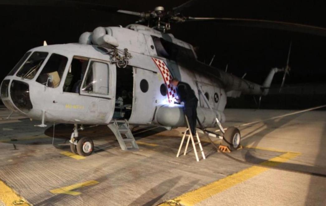 Helikopterom HRZ-a prijevremeno rođena beba prevezena iz Dubrovnika za Split