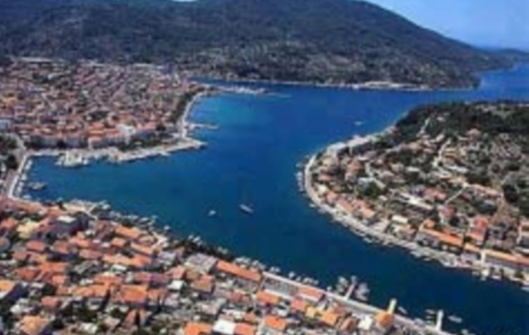 EKSPRESNE DOZVOLE ZA TVRTKU LINIĆEVA POMOĆNIKA: Žele graditi marinu s 300 vezova u Veloj Luci