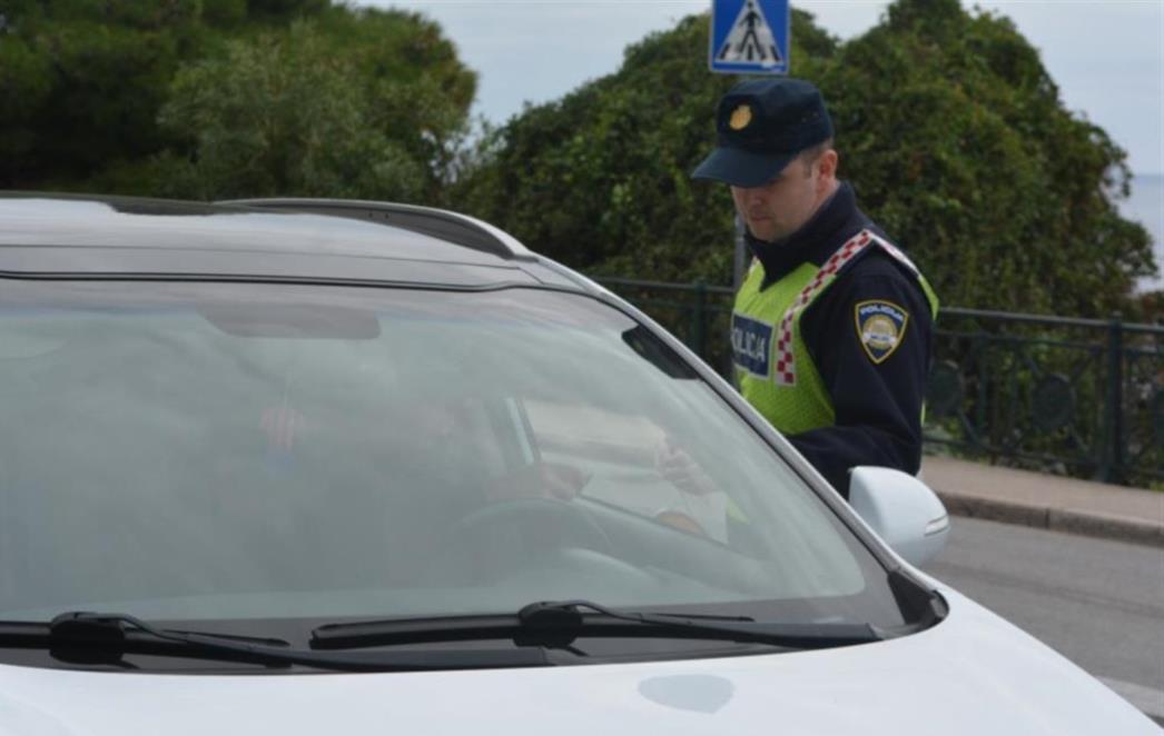 U proteklom tjednu podijeljeno čak 537 kazni, 385 osoba sankcionirano zbog prekoračenja brzine