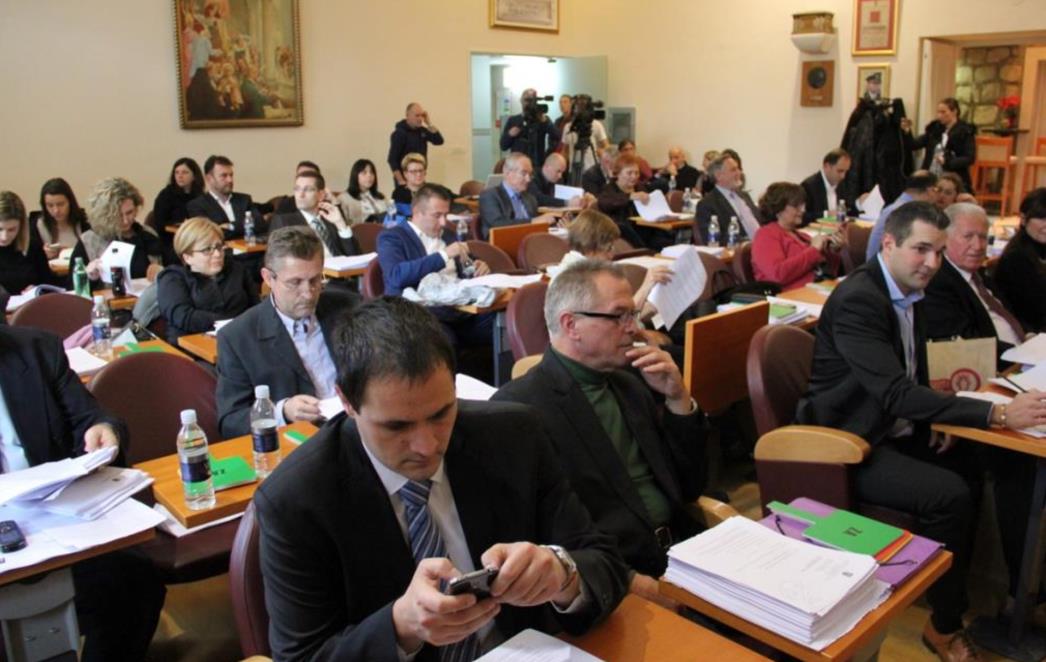 ZAVRŠILA SJEDNICA GRADSKOG VIJEĆA! Burno se raspravljalo o Žarkovici i izvješću proračuna!