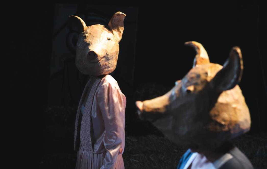 Komedija "Svinje" uz proljetni popust u teatru