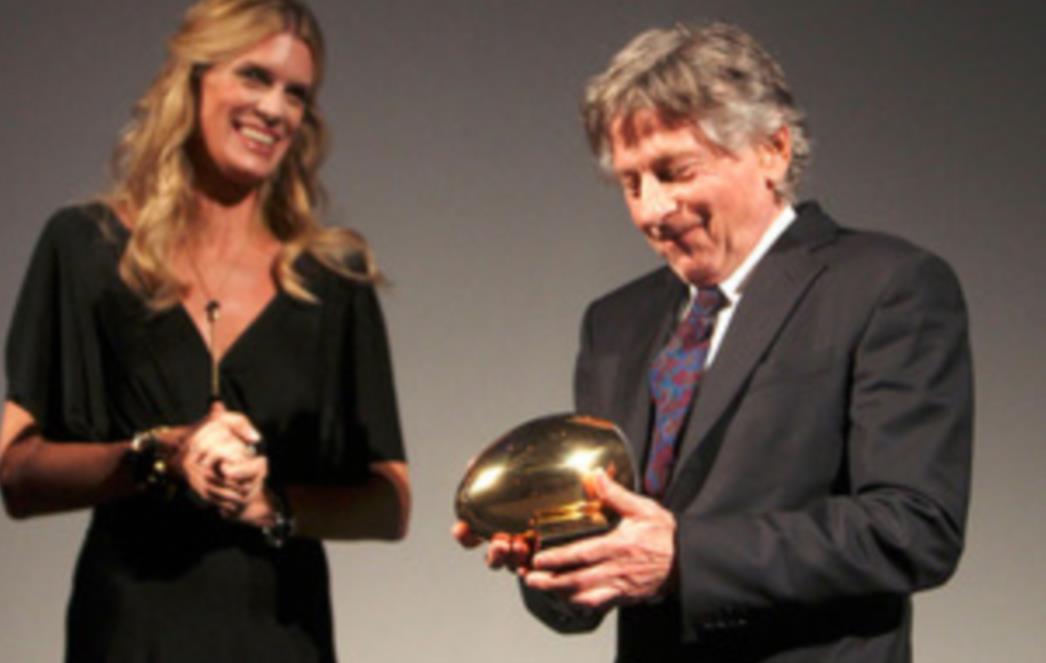 Kontroverzni Roman Polanski primio nagradu dvije godine nakon uhićenja