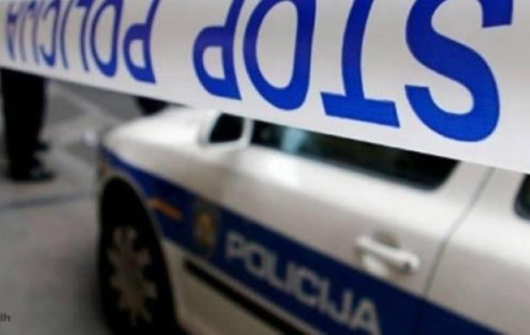 PET OSOBA PREVEZENO U BOLNICU Teška nesreća na Zvekovici, na teren izašli i vatrogasci