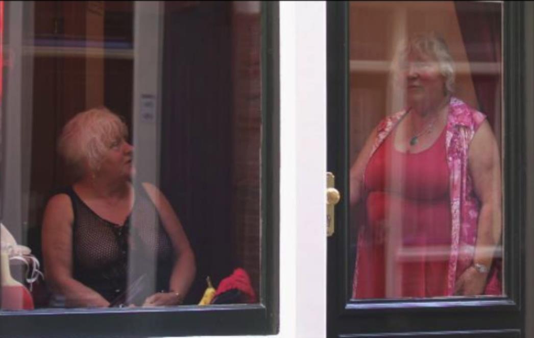 Najstarije amsterdamske prostitutke: 69-godišnje sestre blizanke u poslu već 50 godina (VIDEO)