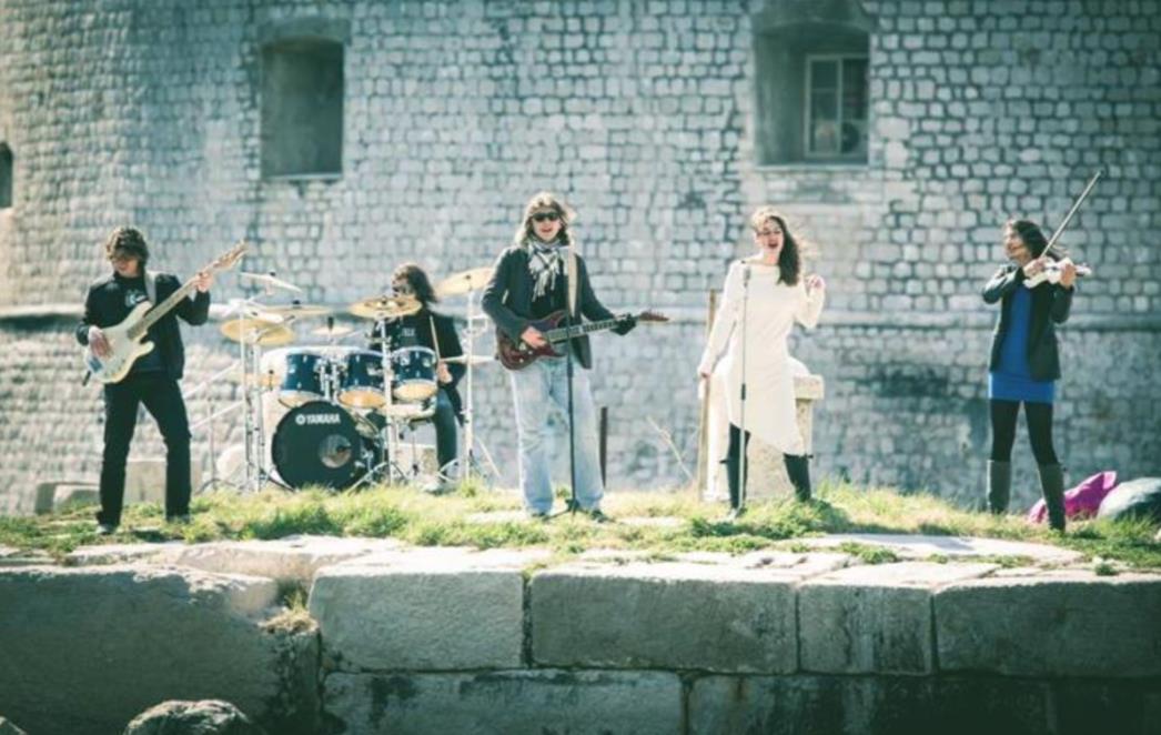 VODIMO VAS NA ORSULU: Na koncert grupe Silente ide..