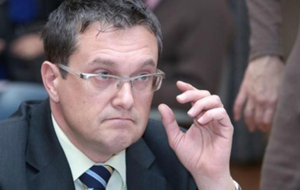  Ovo je Goran Beus iz HNS-a, ljigavac broj 1 hrvatske politike!