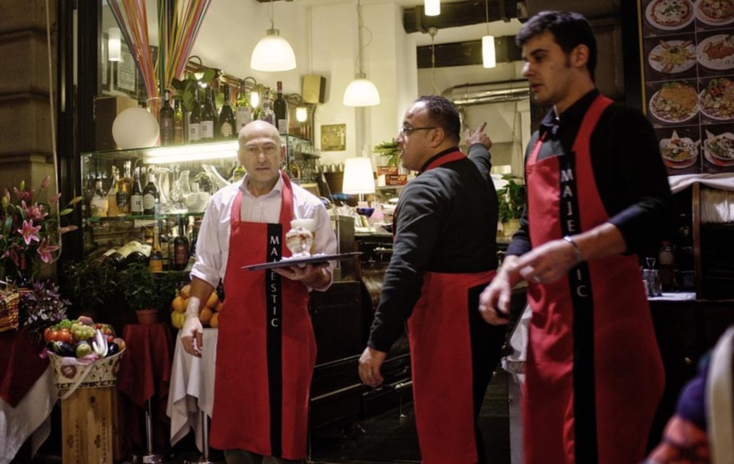 'CAPUCCINO BEZ PJENE' Konobar otkrio narudžbe kave koje ga izluđuju!