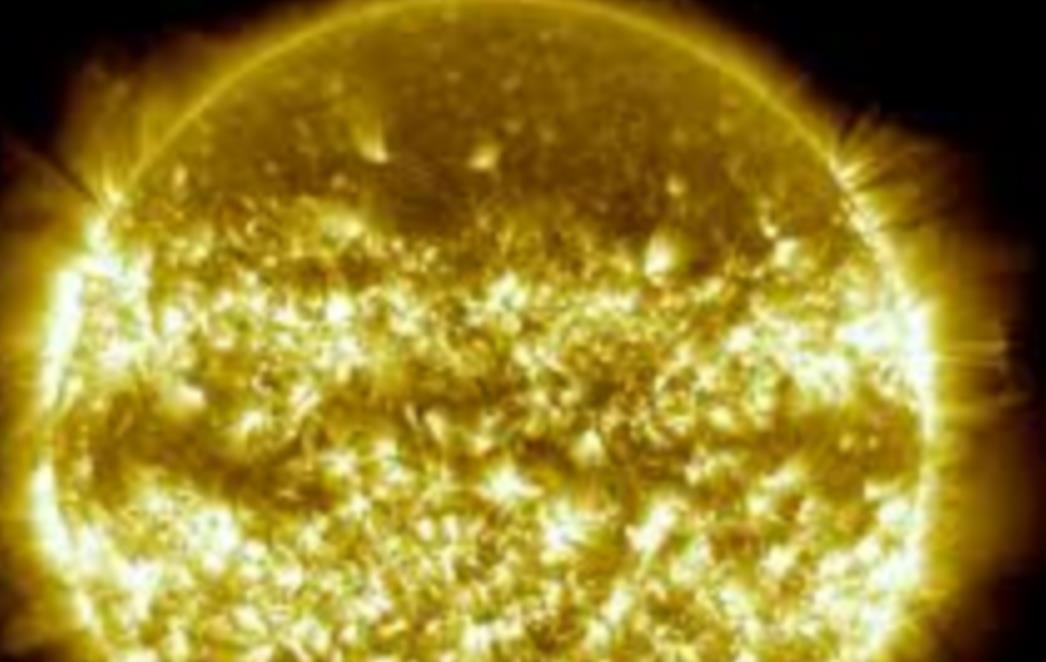 FASCINANTNO: Pogledajte tri godine Sunca u samo tri minute