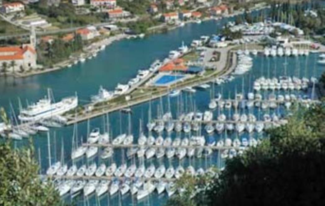 Vlahušić predložio izgradnju 1000 komunalnih vezova i 600 mjesta za brodice Dubrovčana