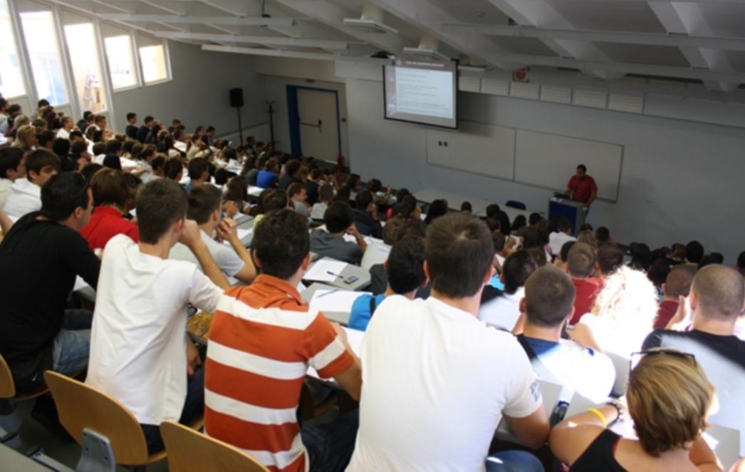 BEZ PRISTUPA MAILU I STUDOMATU VEĆ DANIMA: Dubrovački studenti nezadovoljni CARNetovim sporim djelovanjem!